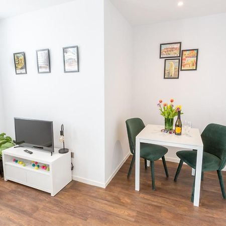 Chester Stays - Lovely Apartment In The Heart Of Chester With Free Parking Exteriér fotografie