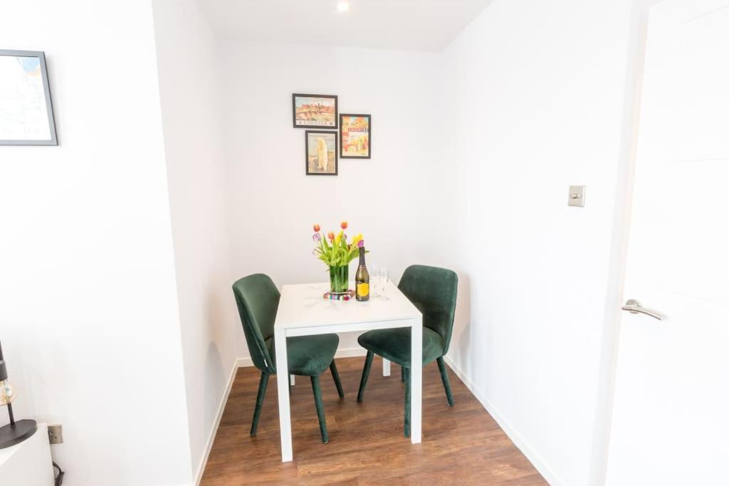 Chester Stays - Lovely Apartment In The Heart Of Chester With Free Parking Exteriér fotografie